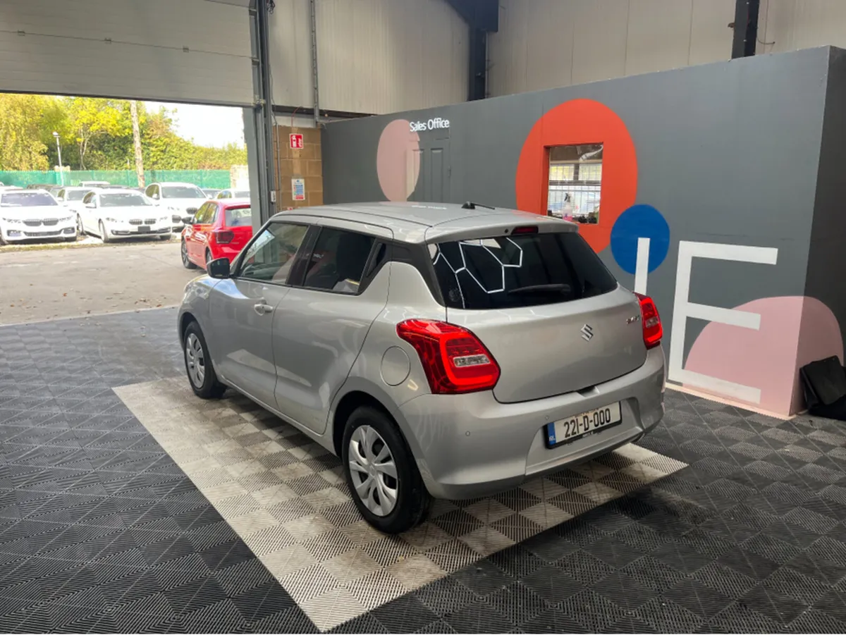 Suzuki Swift €18950! 2022 SUZUKI SWIFT AUTOMATIC 1 - Image 4