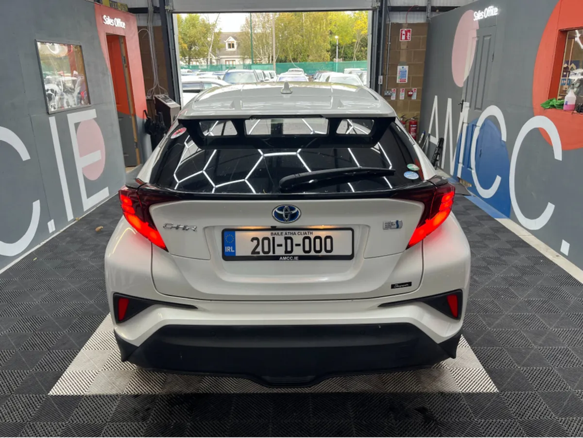 Toyota C-HR €23950! 2020 TOYOTA C-HR 1.8 HYBRID / - Image 3