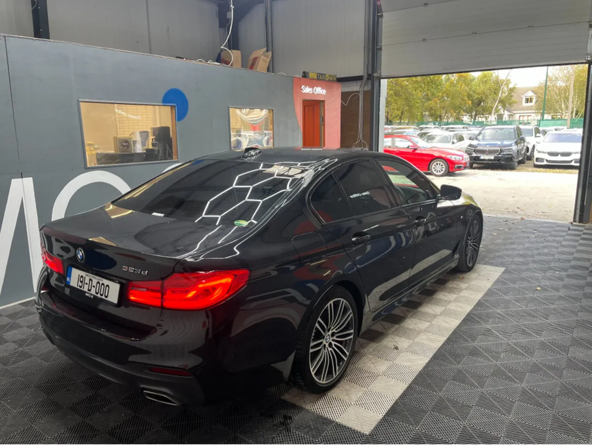 BMW 5-Series 2019 BMW 5 SERIES 520D 523D AUTOMATIC - Image 2