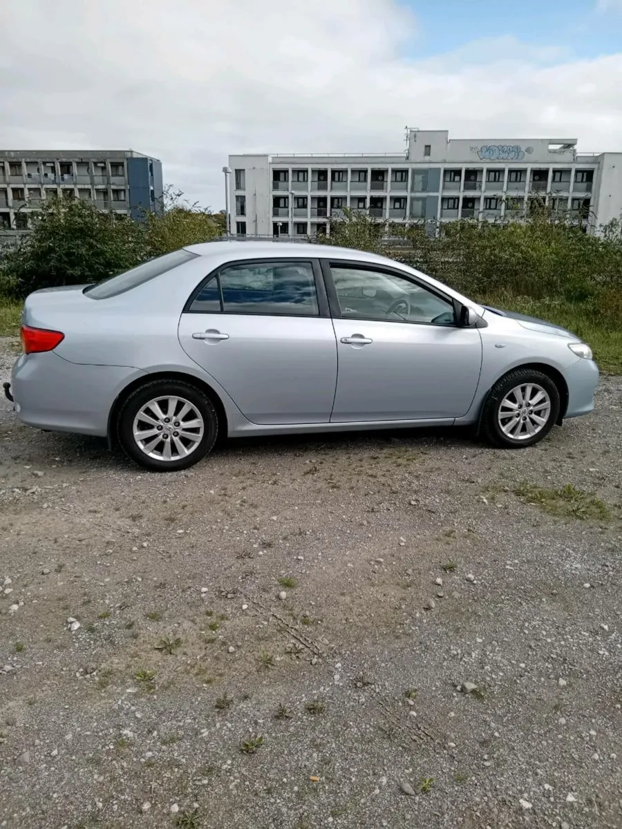 Toyota Corolla - Image 4