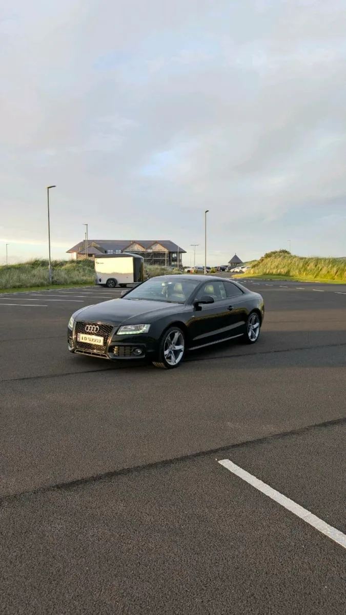 Audi A5 Coupe S-Line Black Edition - Image 3