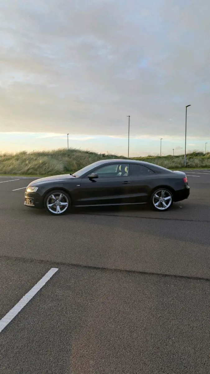 Audi A5 Coupe S-Line Black Edition - Image 4