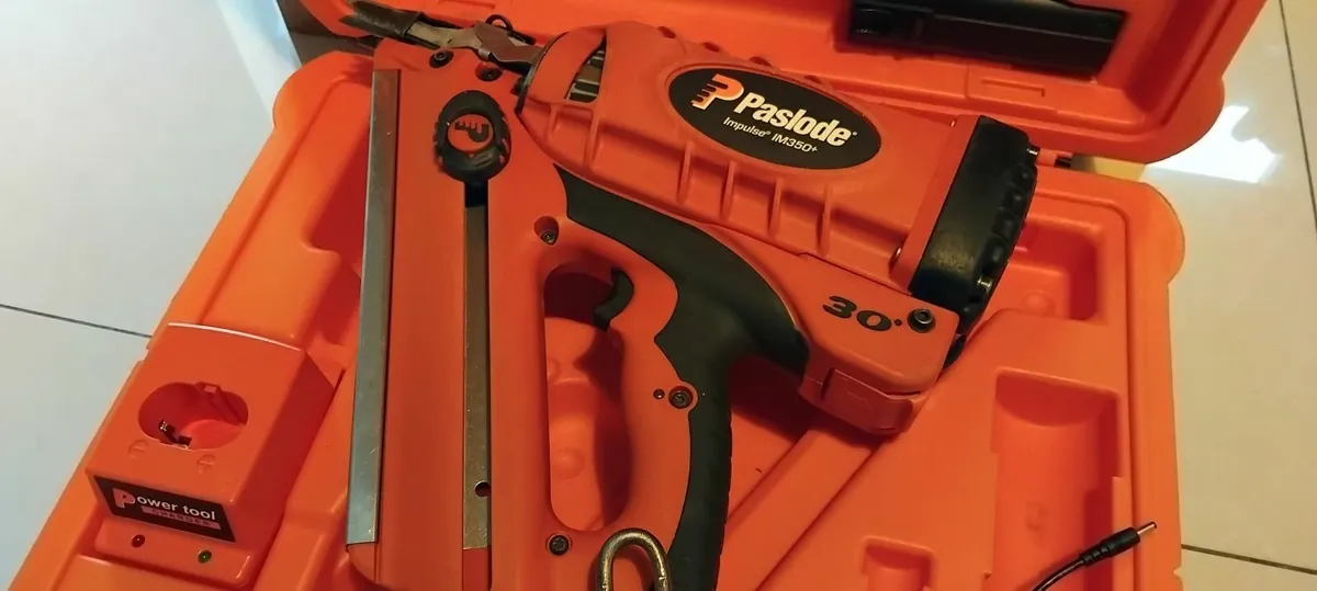 Paslode im350+ 1st Fix Nail Gun"Fully Serviced" - Image 3