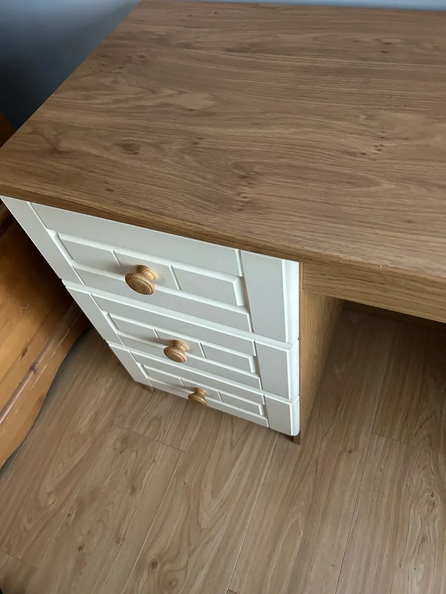 Dressing table - Image 3