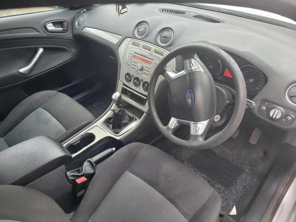 Ford mondeo 1.8tdci 2011 - Image 2