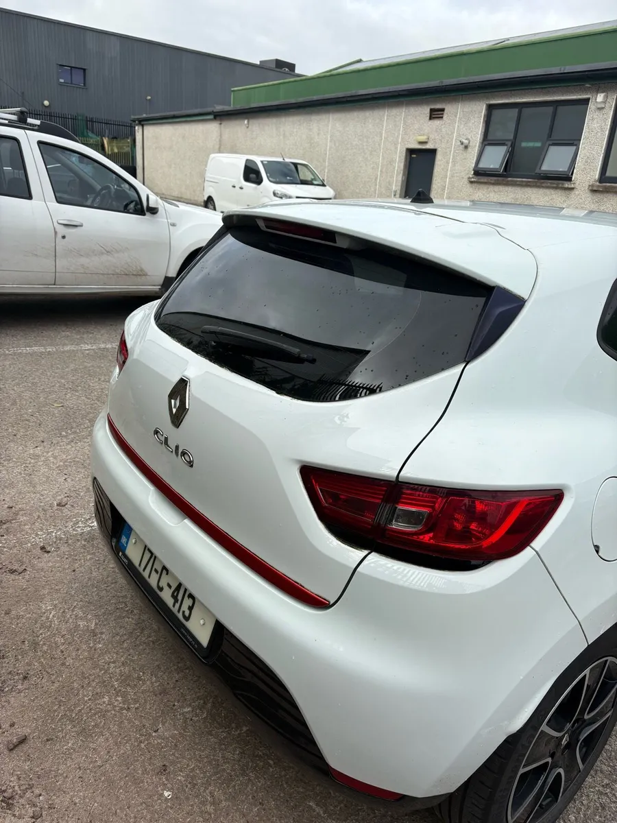 171 Renault Clio - Image 3