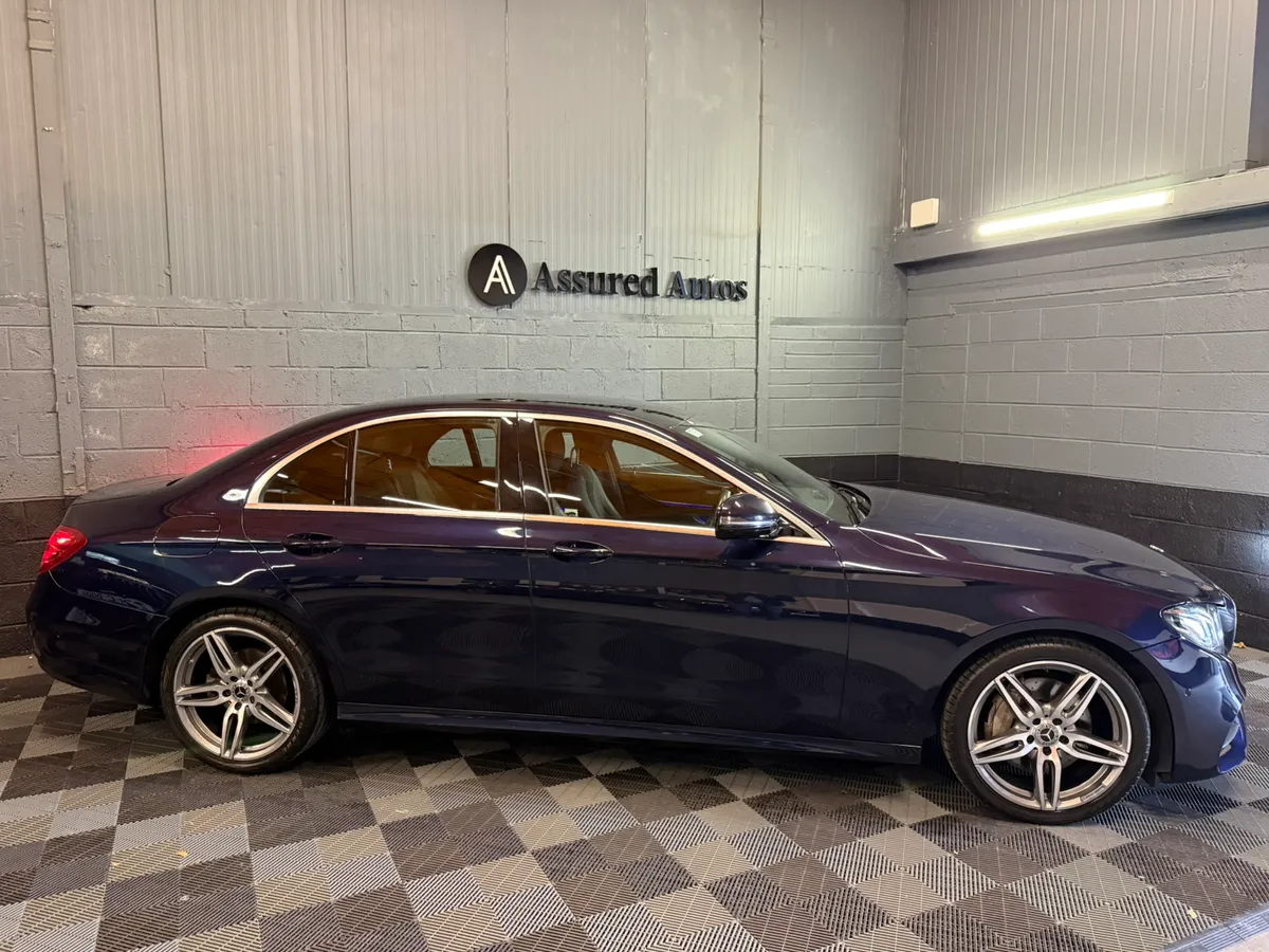 Mercedes-Benz E220d AMG Line - Image 2