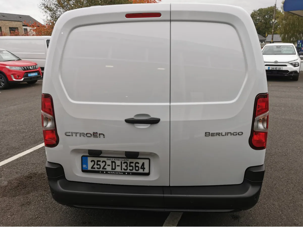 Citroen Berlingo LX PLUS BLUEHDI 100 MWB 650KG (Pr - Image 4
