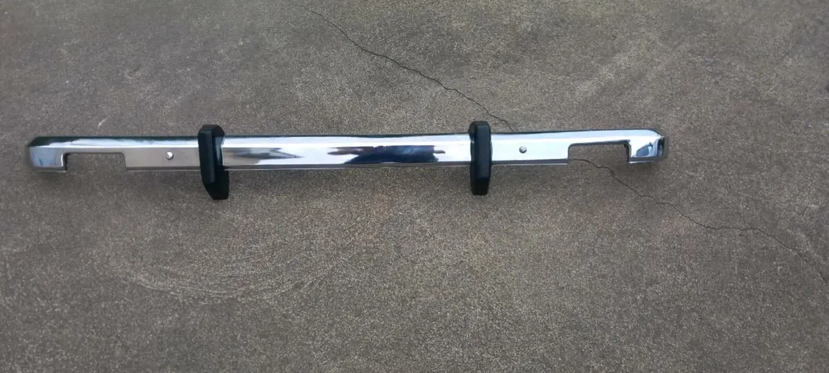 Ford escort mk2 front bumper - Image 1
