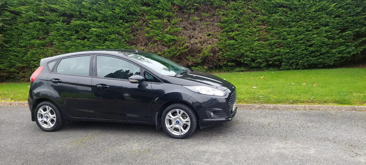Ford Fiesta 2014 - Image 2