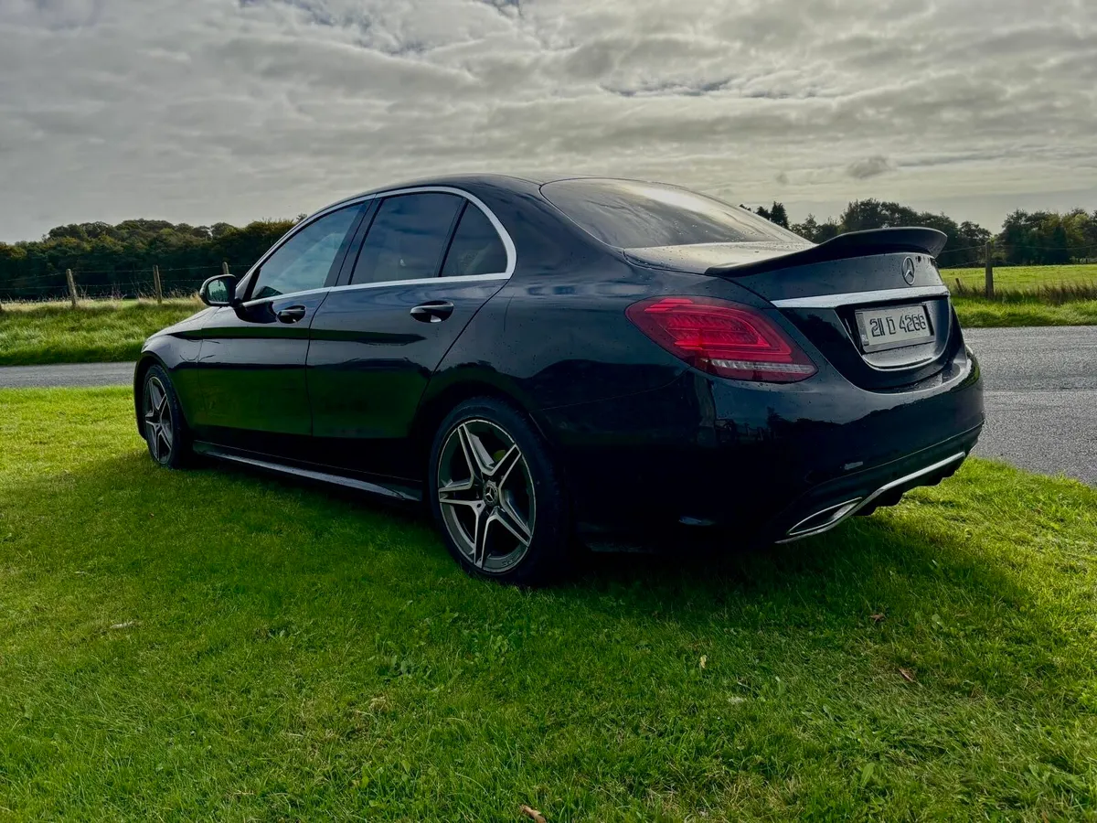 2021 C class diesel Mercedes Benz - Image 2