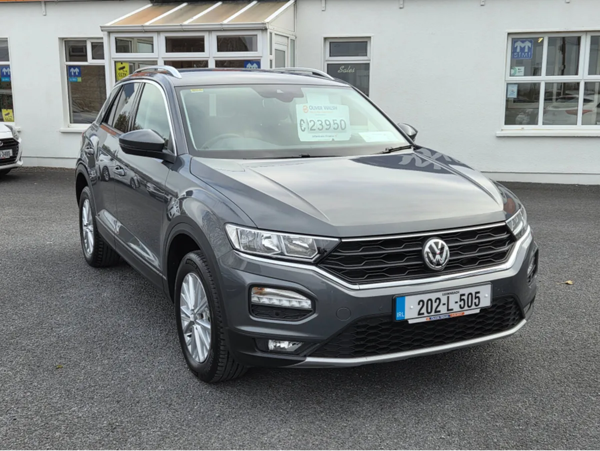 Volkswagen T-Roc DESIGN 1.0 TSI MANUAL 6SPEED FWD - Image 2