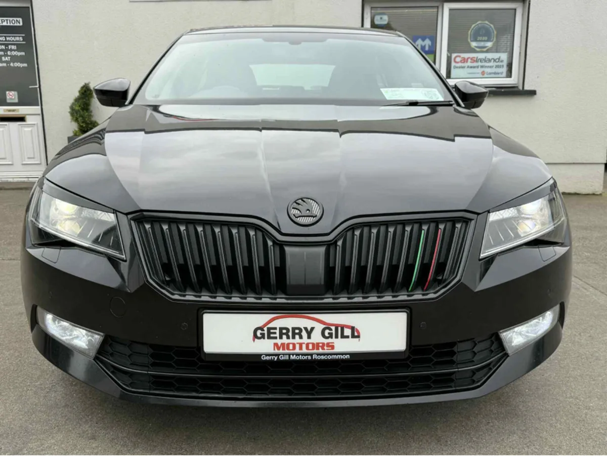 Skoda Superb 2.0 TDI SPORTLINE 150PS 5DR - Image 2