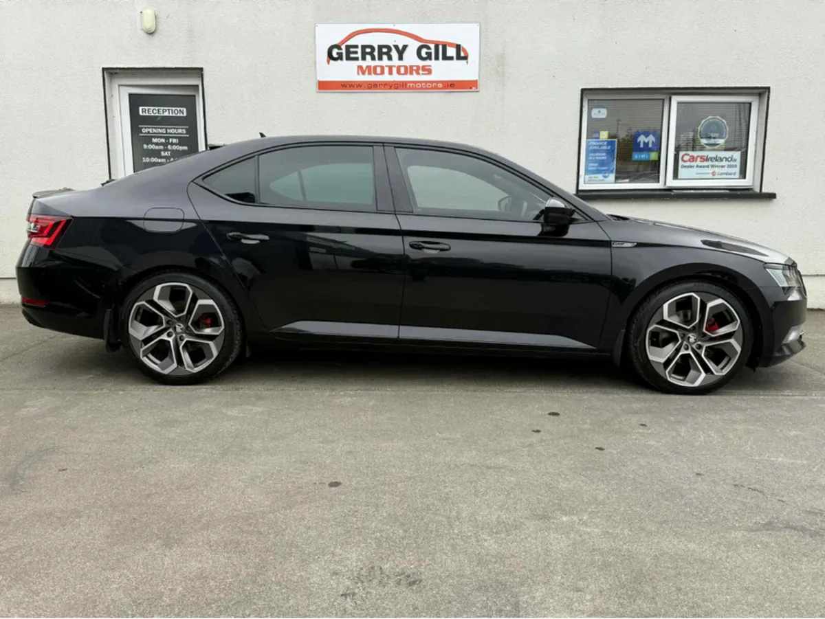 Skoda Superb 2.0 TDI SPORTLINE 150PS 5DR - Image 3