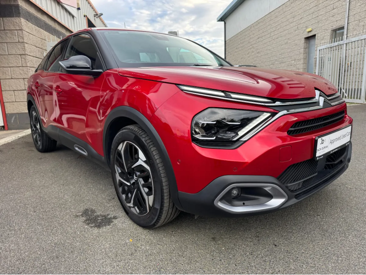 Citroen C4 FLAIR PACK BLUEHDI AUTO***Deposit Taken - Image 3