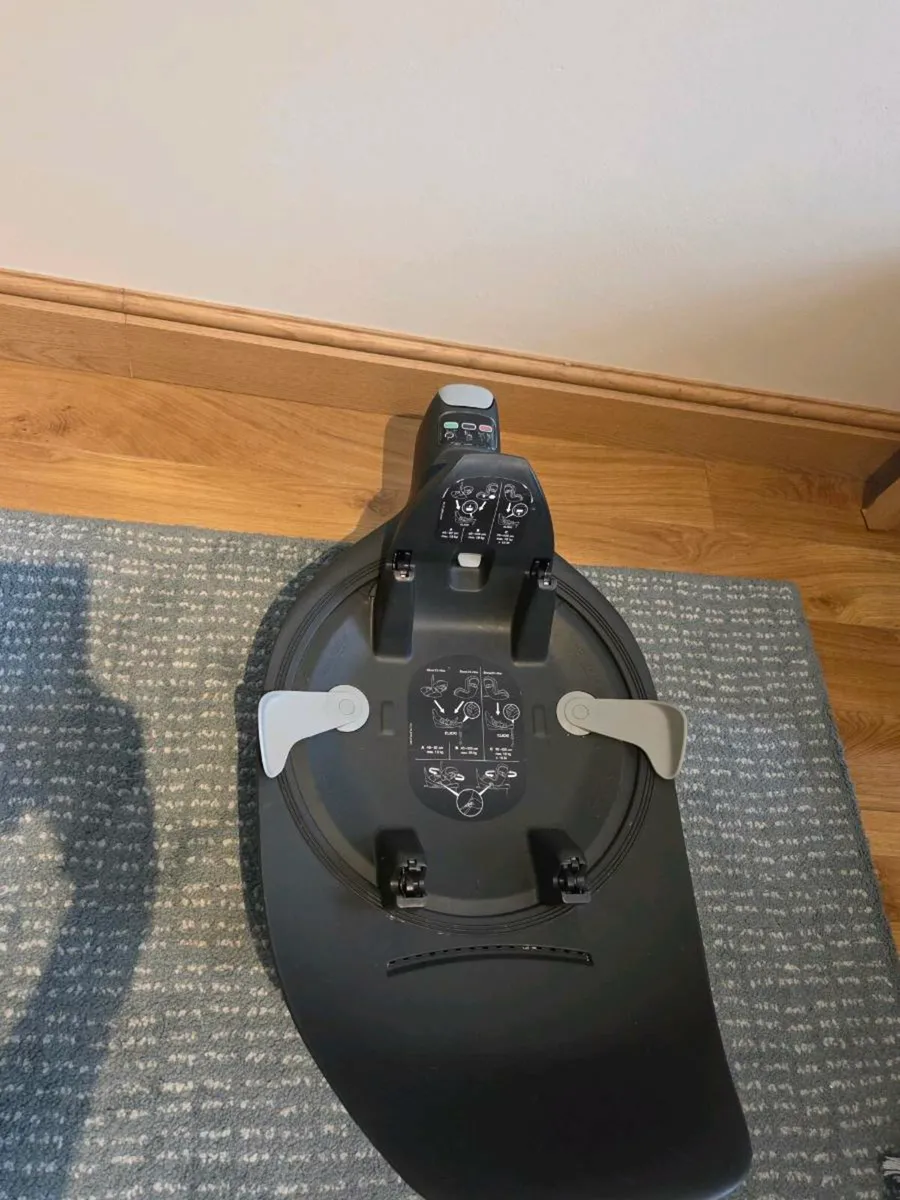 Cybex seat and base - Image 2