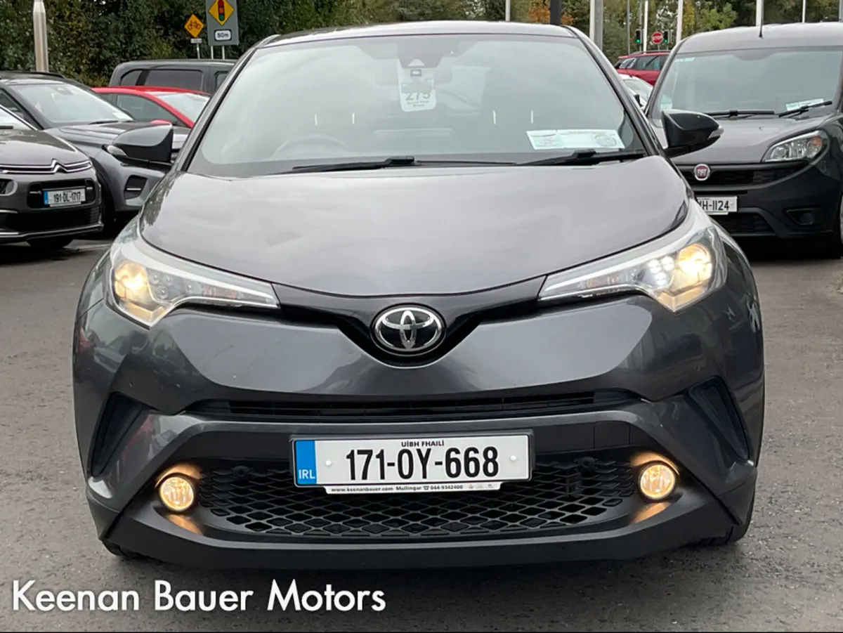 Toyota C-HR 1.2T SOL 4DR - Image 2