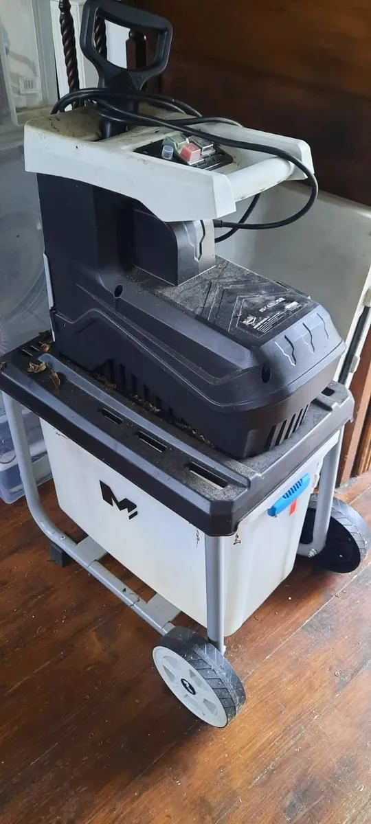Branch shredder - Image 1