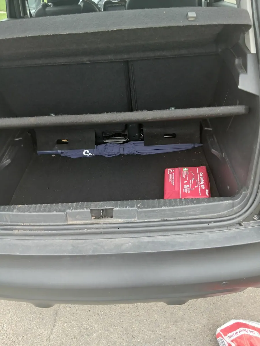 Renault Captur 2015 - Image 1