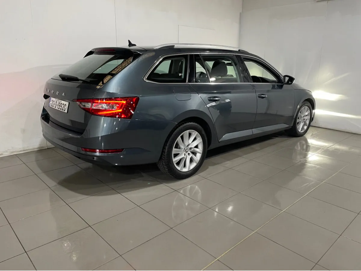 Skoda Superb C AMBITION 2.0 TDI 150HP 5DR FULL SKO - Image 3