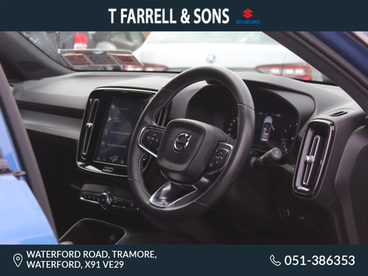 Volvo XC40 2.0 T4 R-DESIGN GEARTRONIC Winter Pack - Image 2