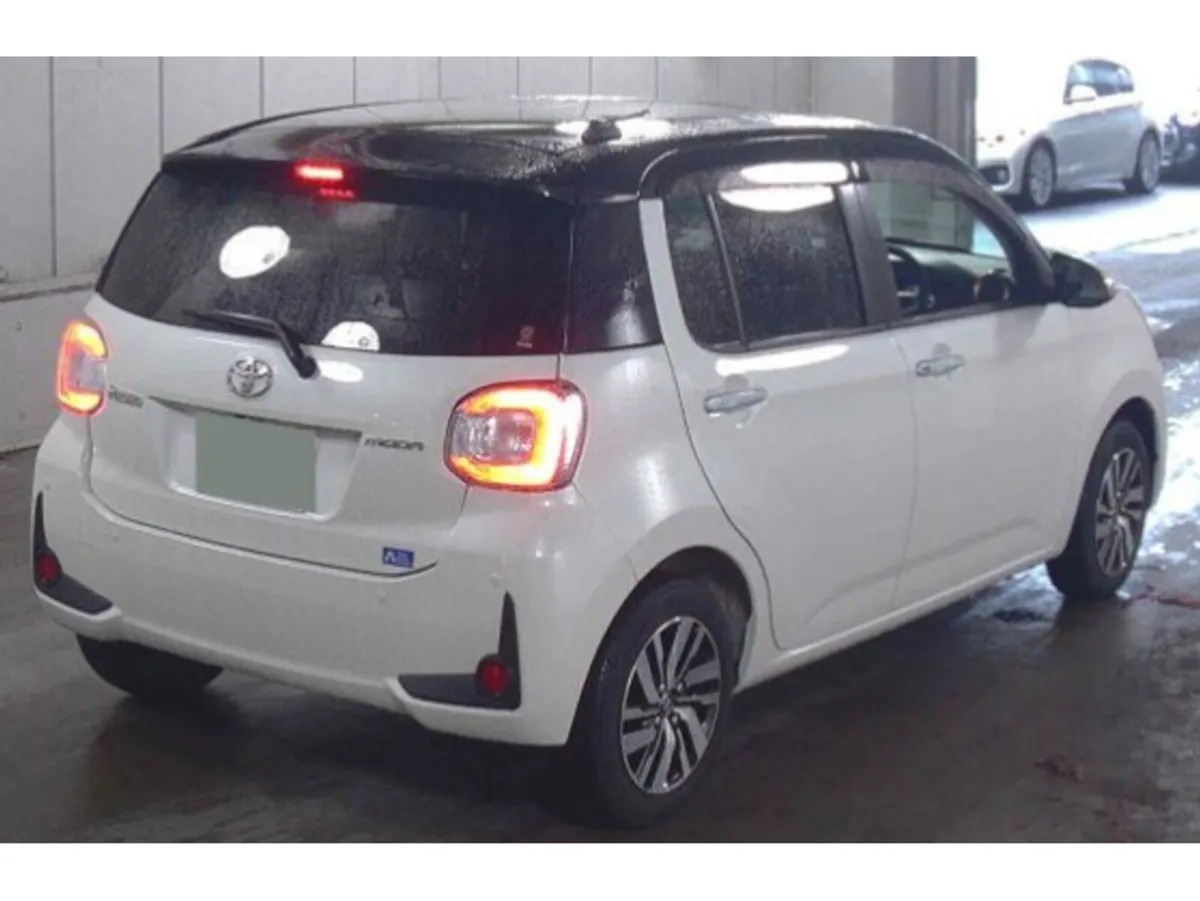 Toyota Passo 1.0  Petrol Auto - Image 4