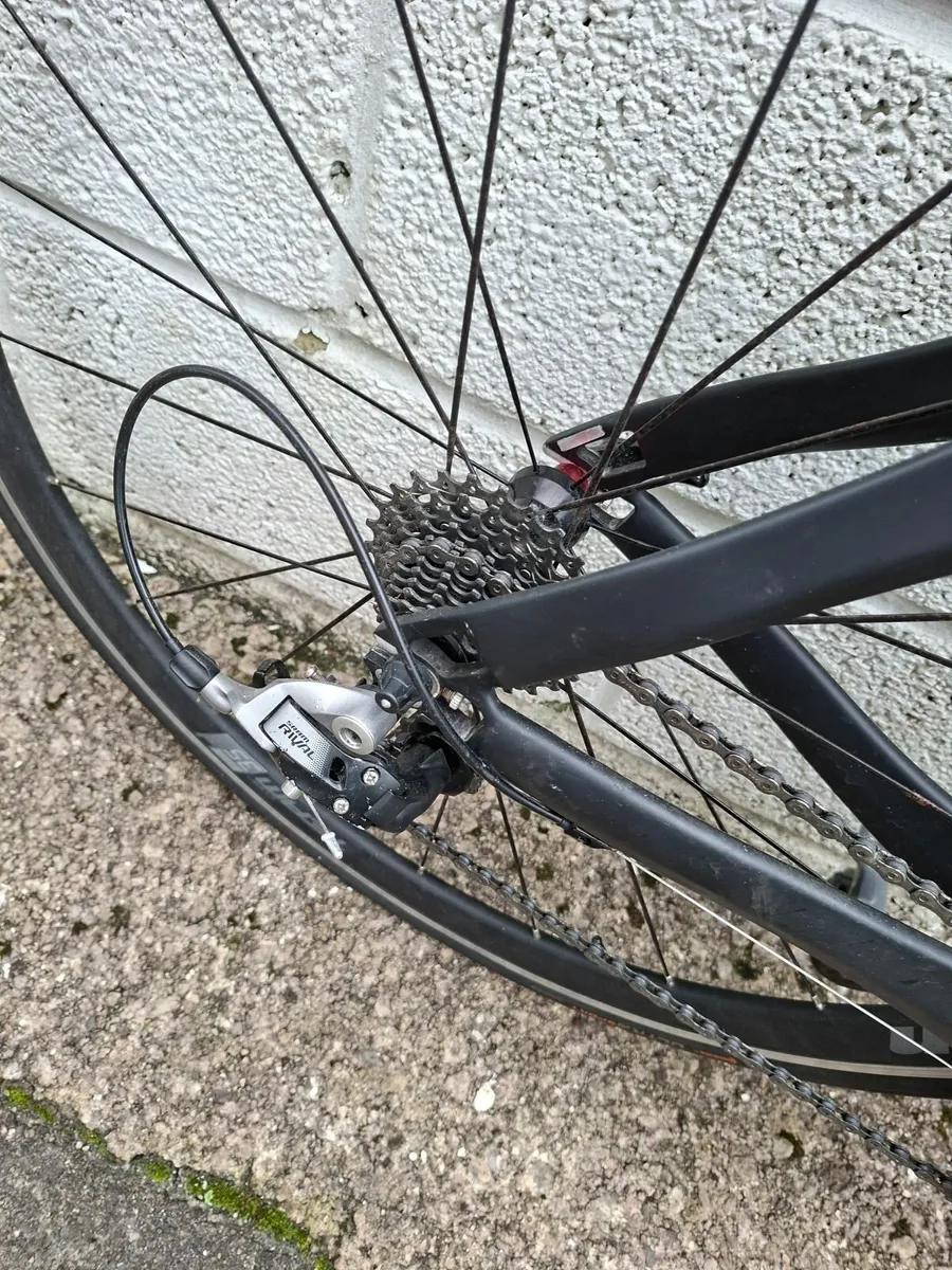 Carbon race bike - Image 3
