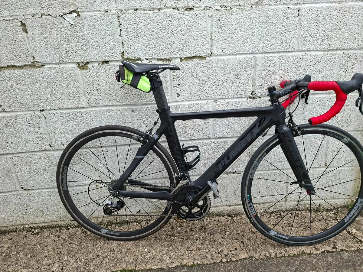 Carbon race bike - Image 1