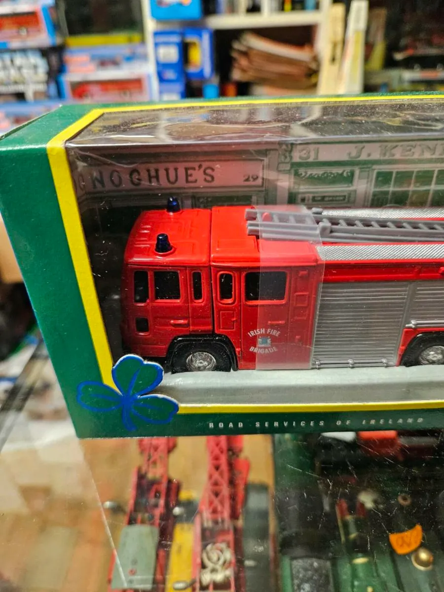Corgi Dublin Fire Engine - Image 2