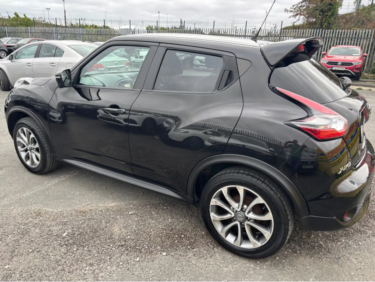 Nissan Juke 1.5 DCI TEKNA 5DR 110PS - Image 3