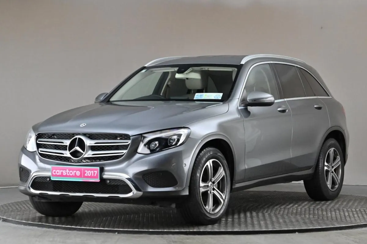 Mercedes-Benz GLC 220 D 4matic  beige Leather - Image 3