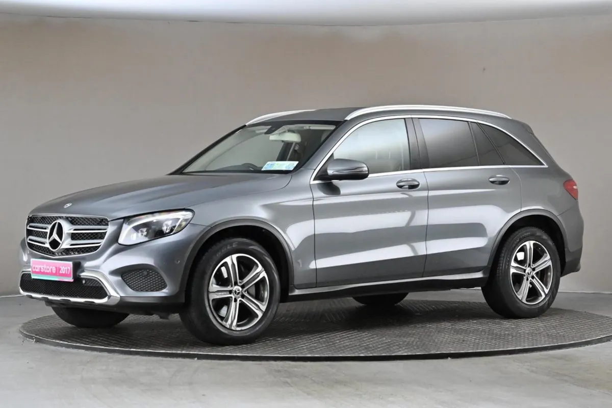 Mercedes-Benz GLC 220 D 4matic  beige Leather - Image 4