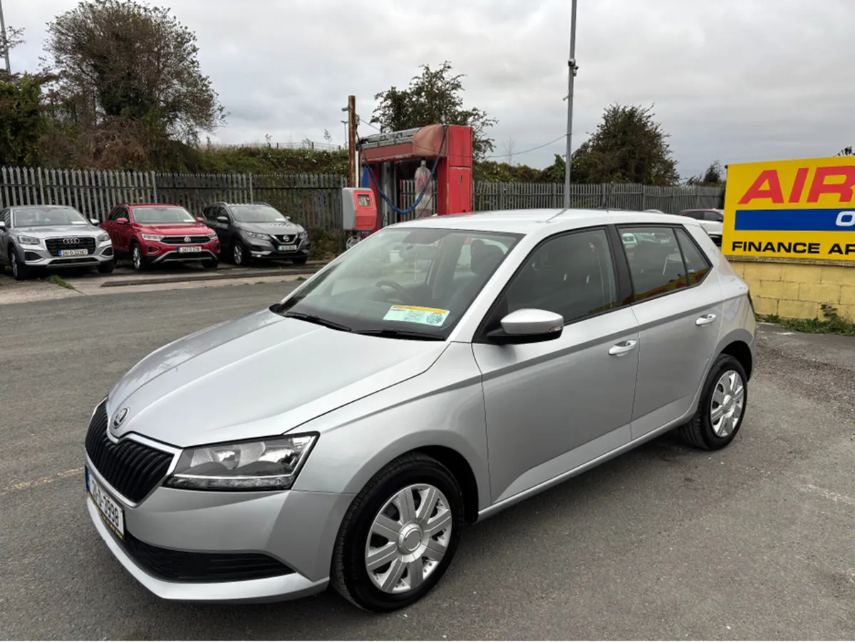 Skoda Fabia ACTIVE 1.0 MPI 60HP 4DR - Image 3