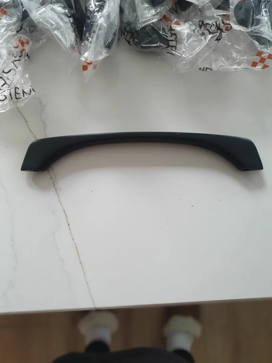 Black kitchen handles - Image 1