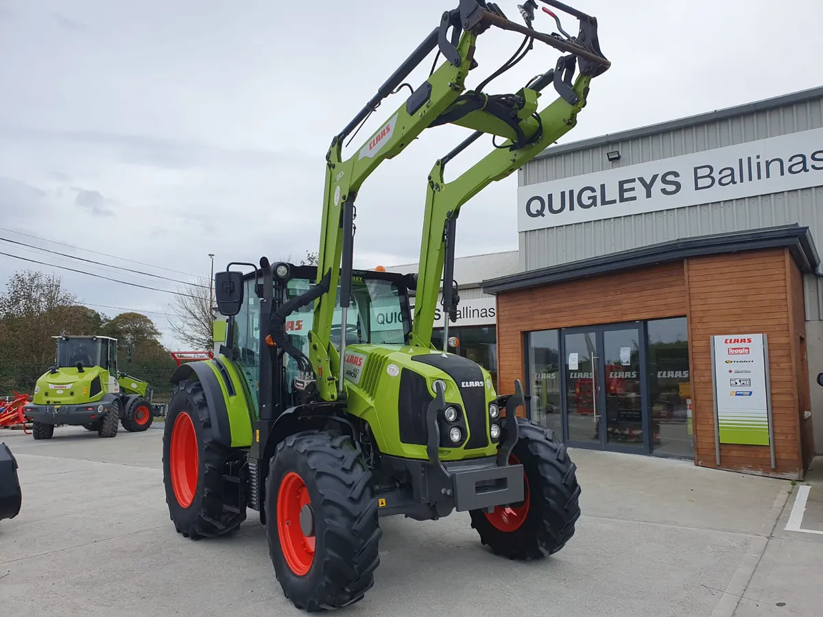 CLAAS ARION 420 - Image 1