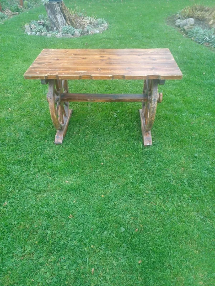 Vintage style wagon wheel tables  - 10 available - Image 4