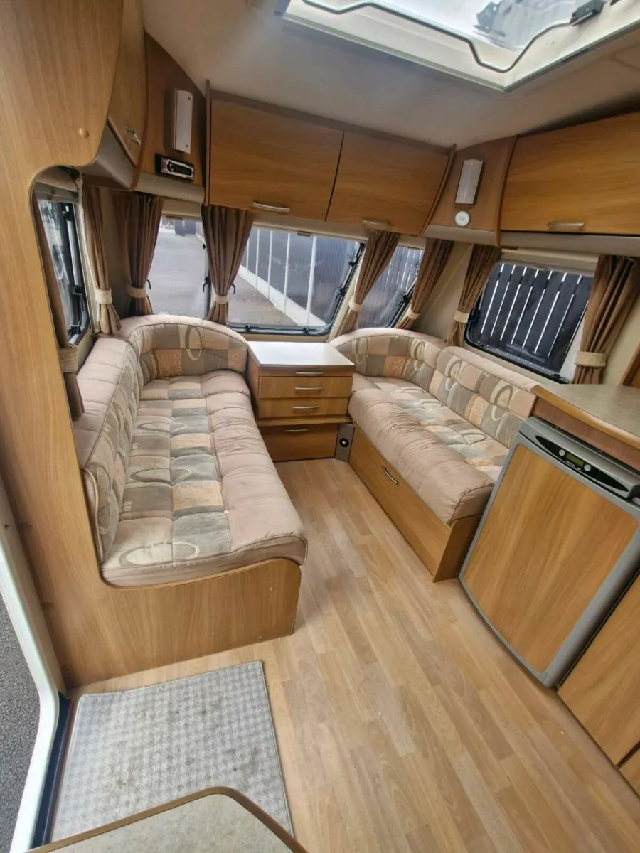Caravan - Image 4