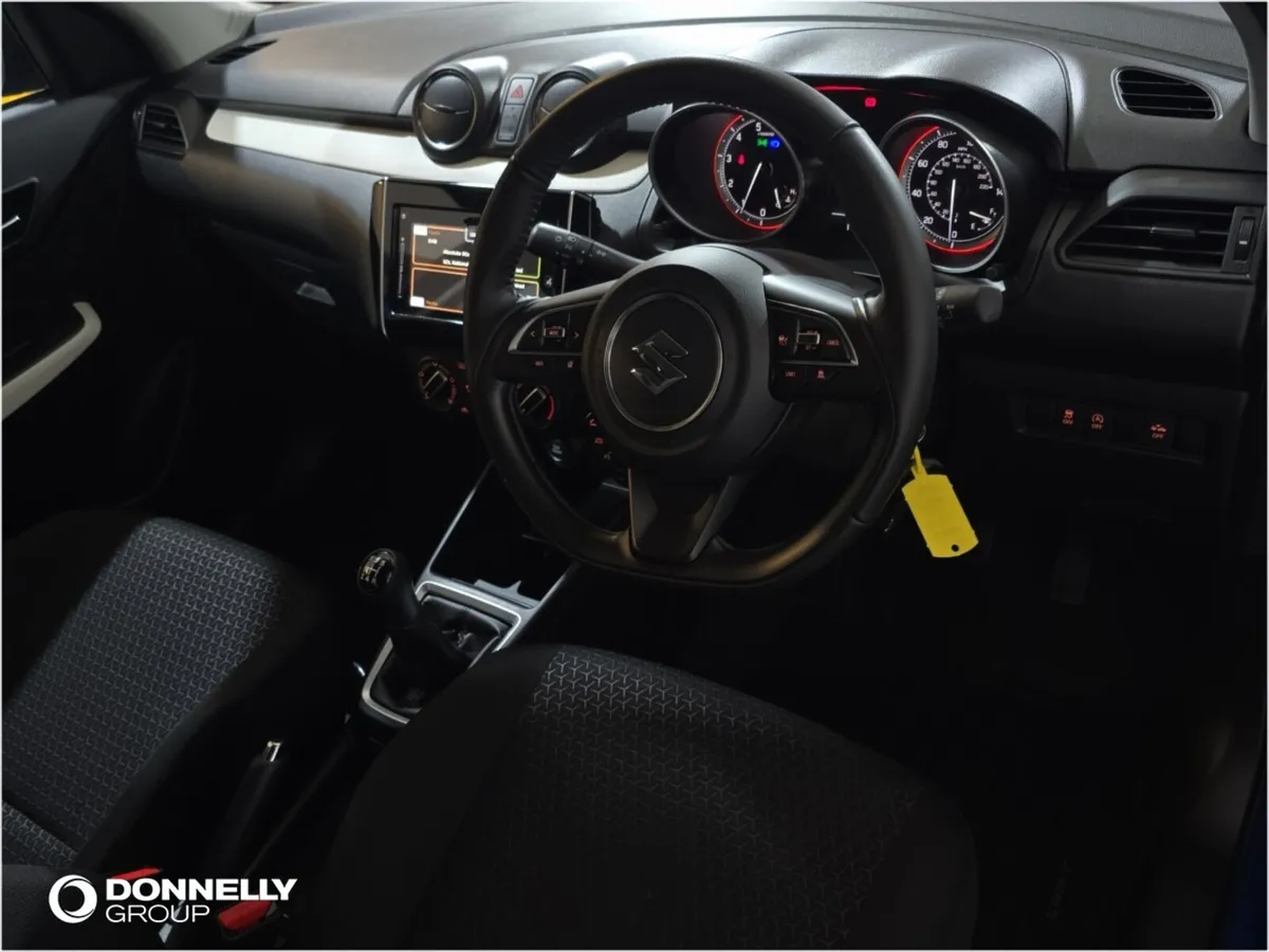 Suzuki Swift Hatchback SZ-L - Image 4