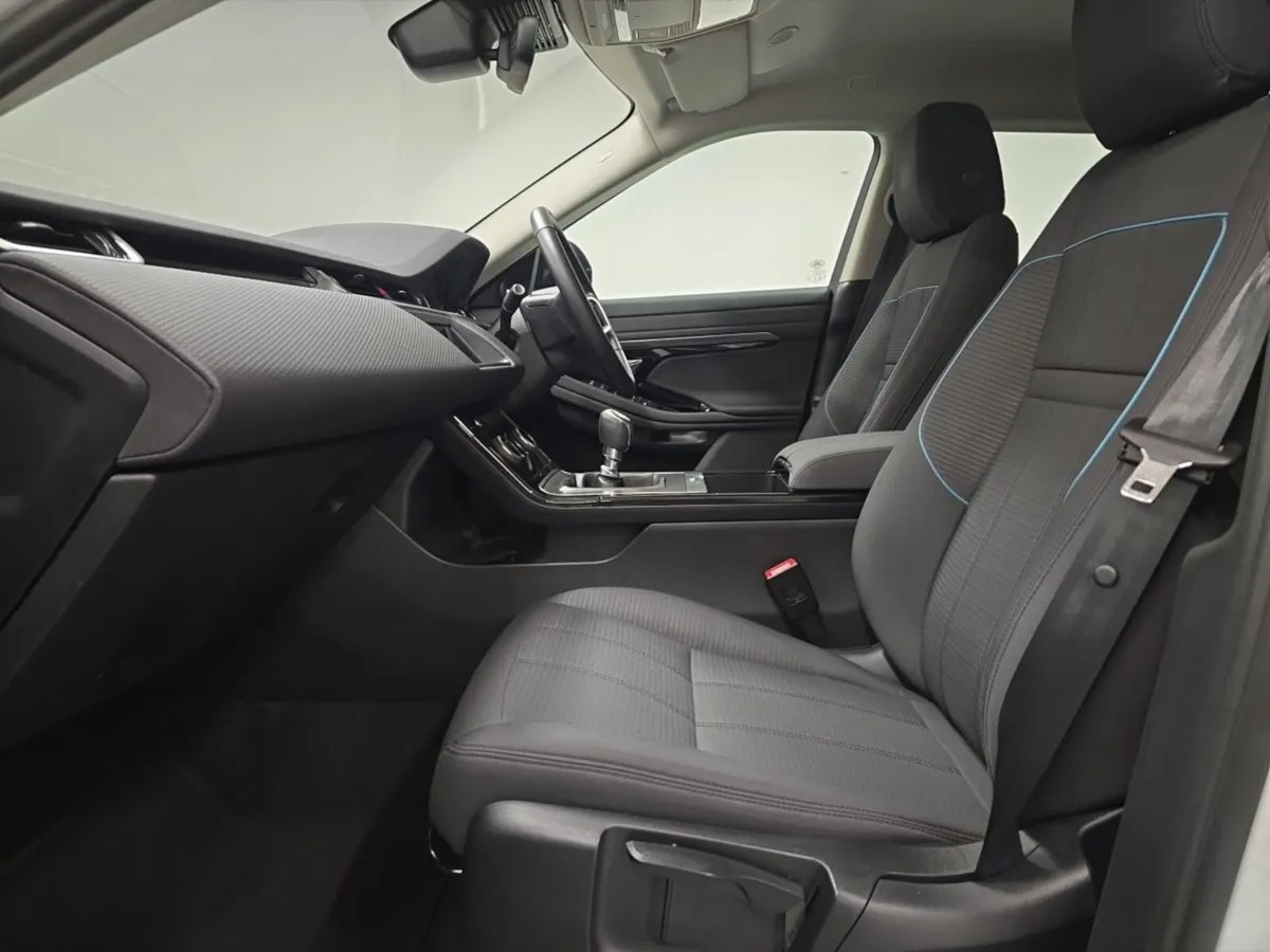 Land Rover Range Rover Evoque Diesel Hatchback - Image 3