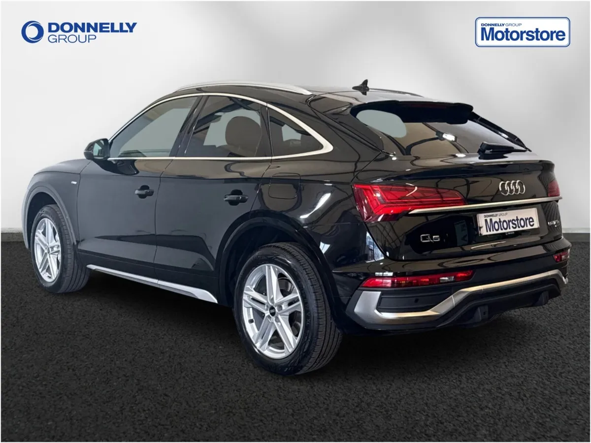 Audi Q5 Sportback S Line - Image 2