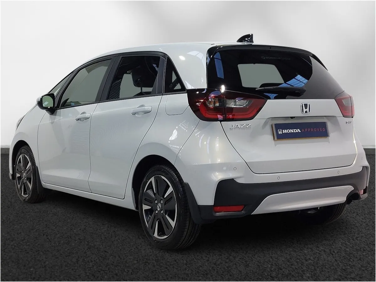 Honda Jazz Hatchback Advance Sport - Image 3