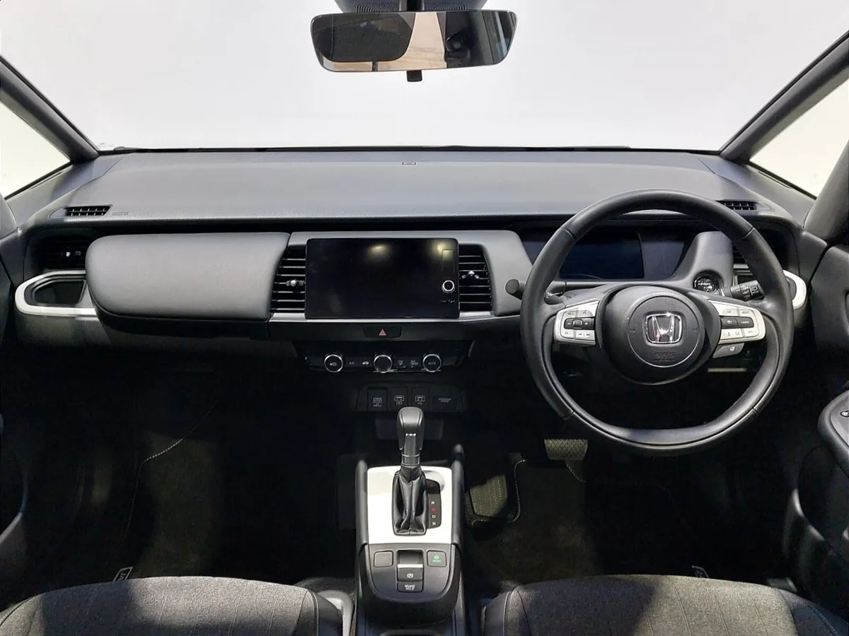 Honda Jazz Hatchback Advance - Image 4