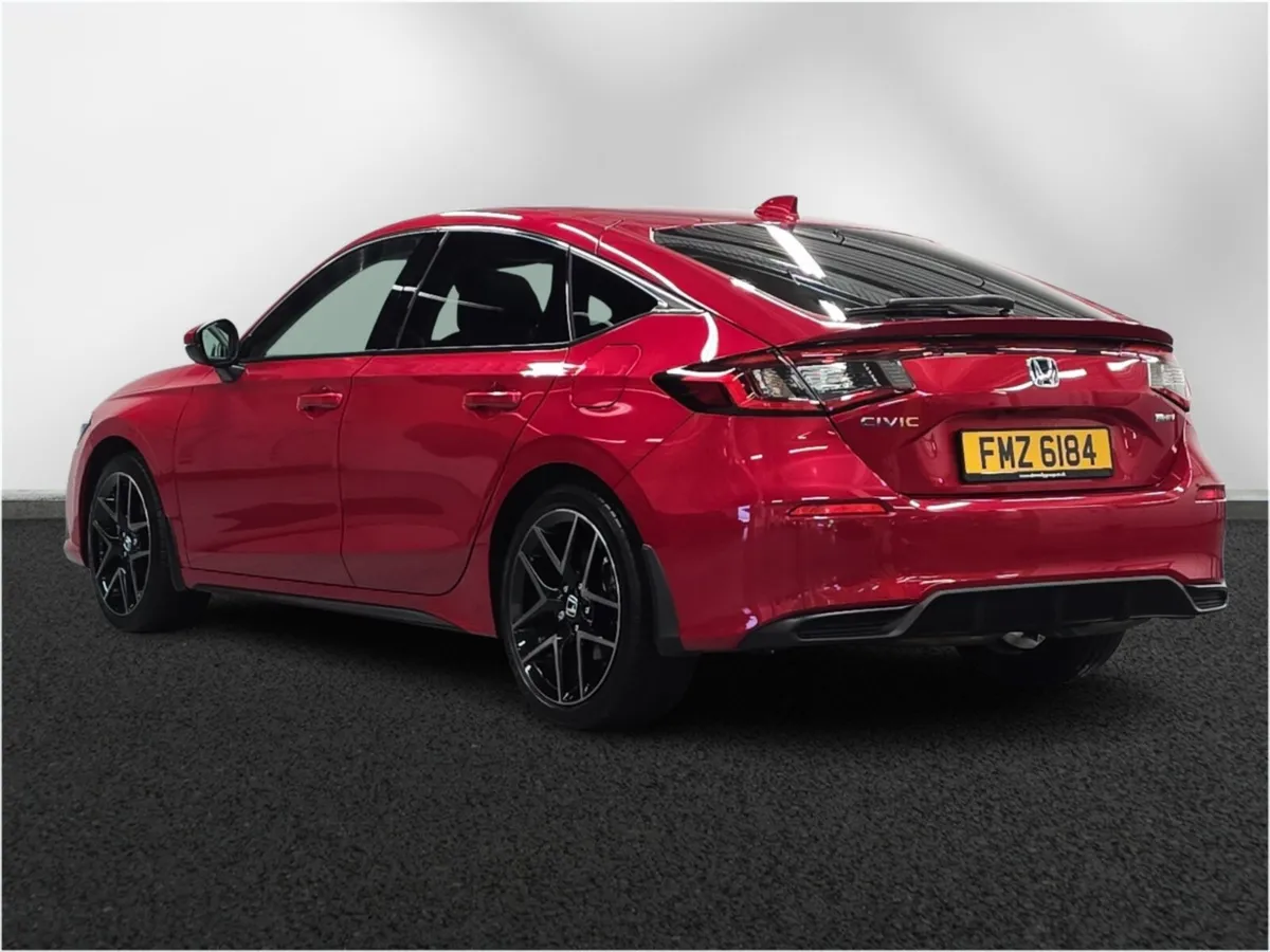 Honda Civic Hatchback Advance - Image 3