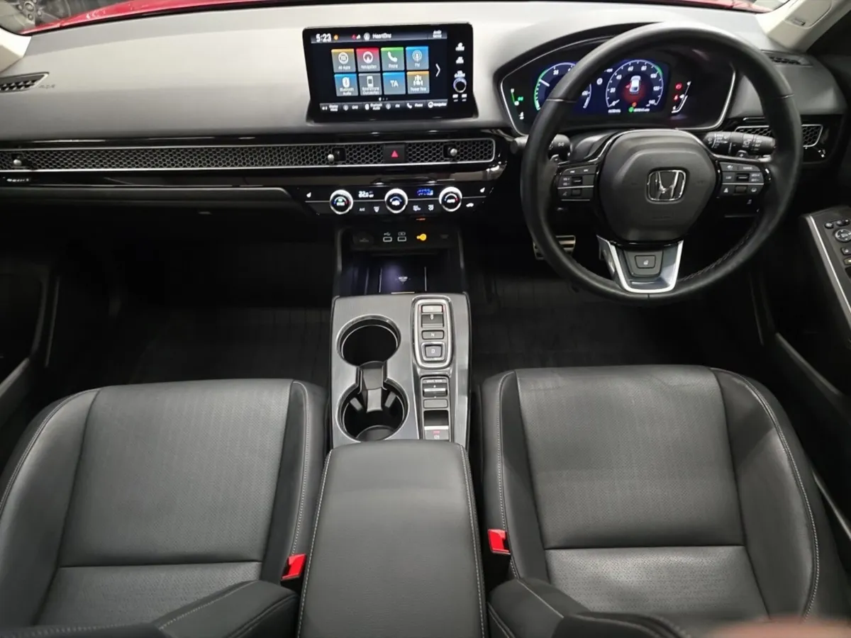 Honda Civic Hatchback Advance - Image 4