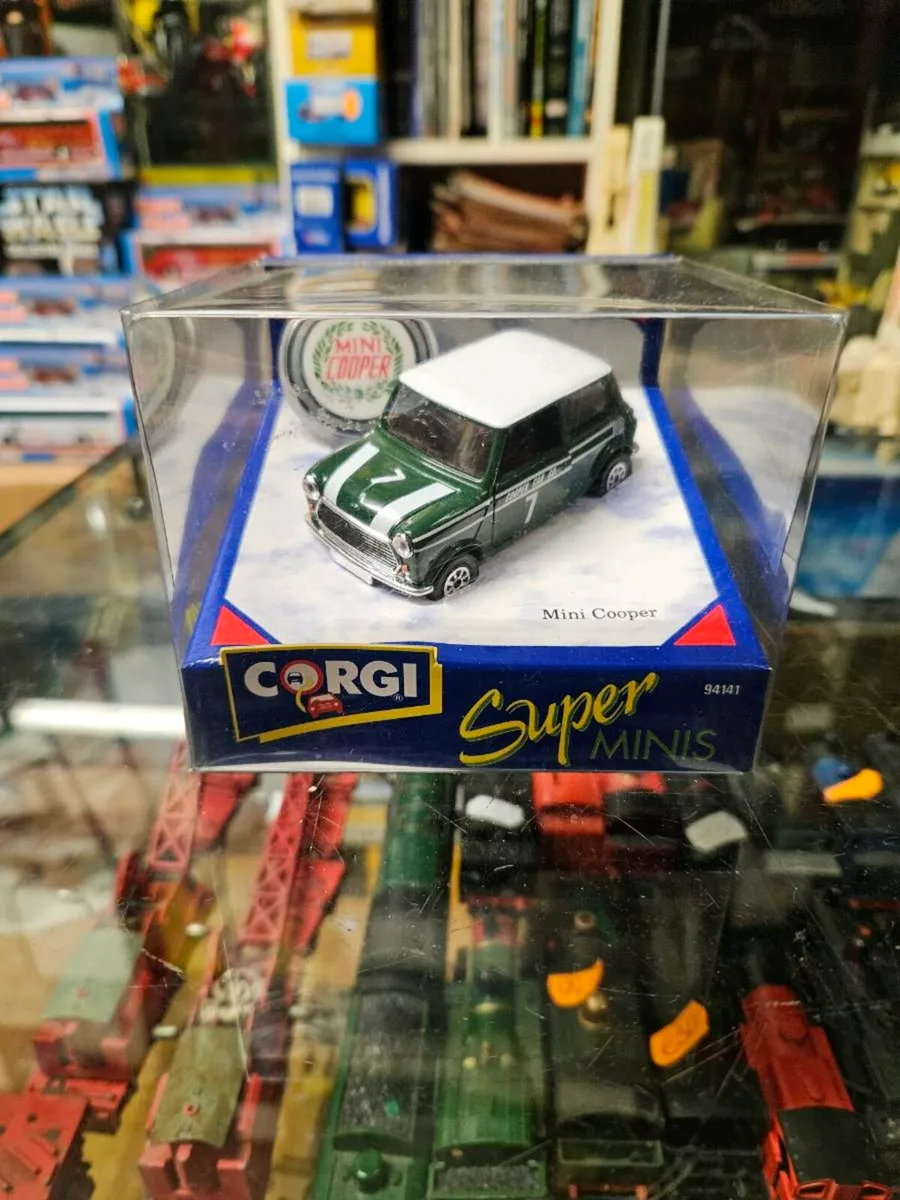 Corgi Mini - Image 1
