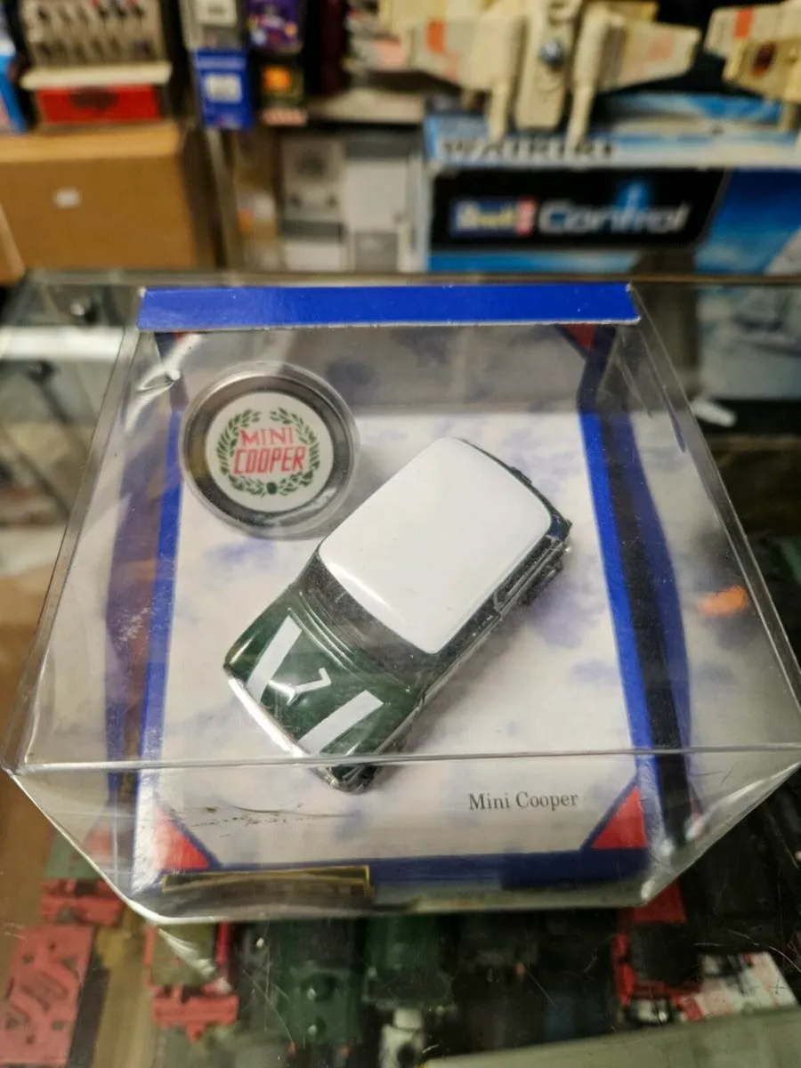 Corgi Mini - Image 2