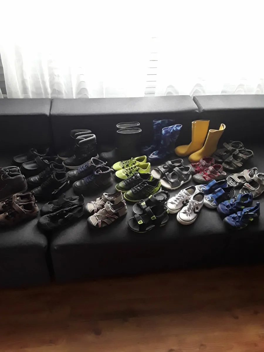 Boys shoes and boots - Image 1