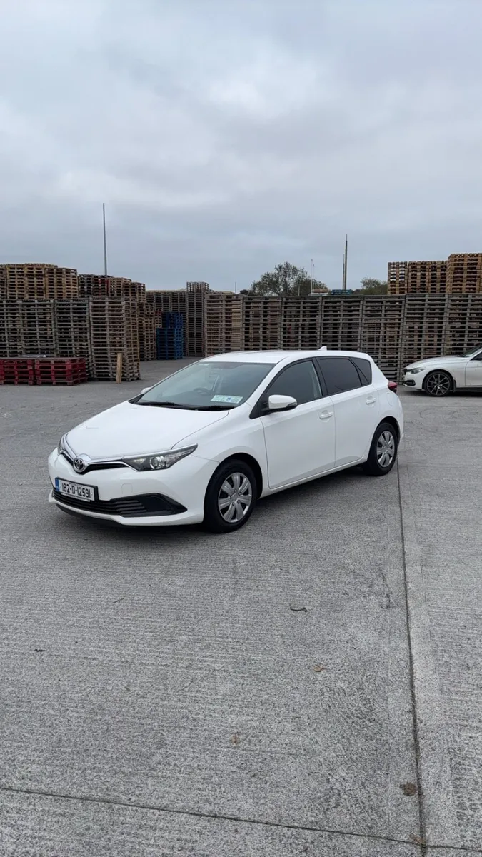 Toyota Auris - Image 1