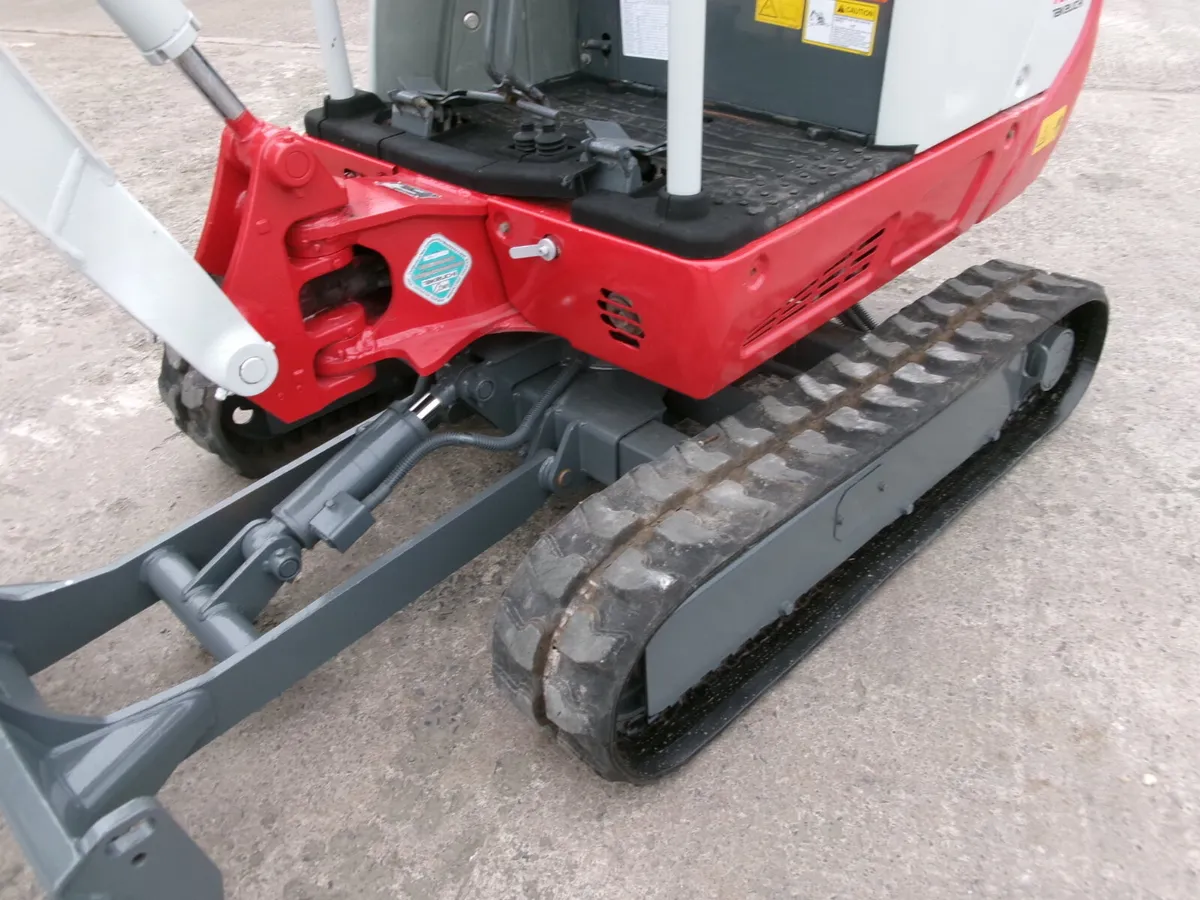 Takeuchi TB216 canopy  #14004165 - Image 2