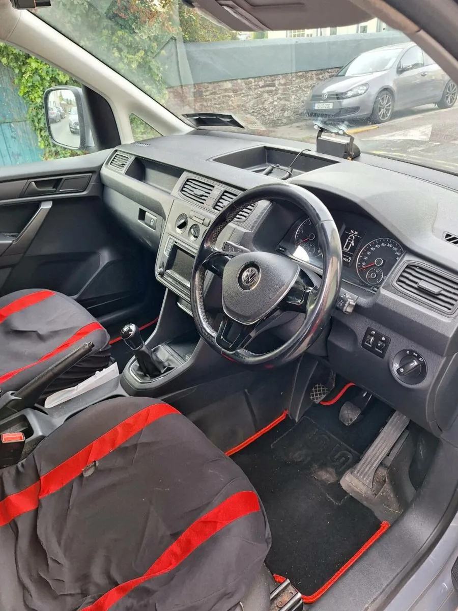 Volkswaken caddy van - Image 3